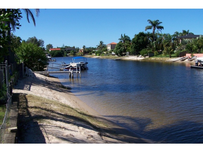 26 Verdichio Avenue, Mermaid Waters QLD 4218