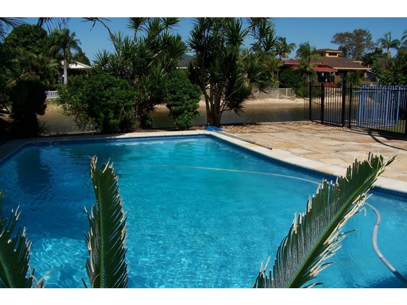 26 Verdichio Avenue, Mermaid Waters QLD 4218