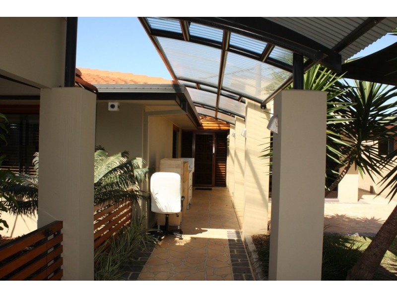 26 Verdichio Avenue, Mermaid Waters QLD 4218