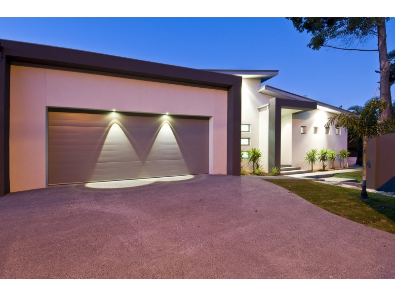 73 Rudd Ct, Broadbeach Waters QLD 4218