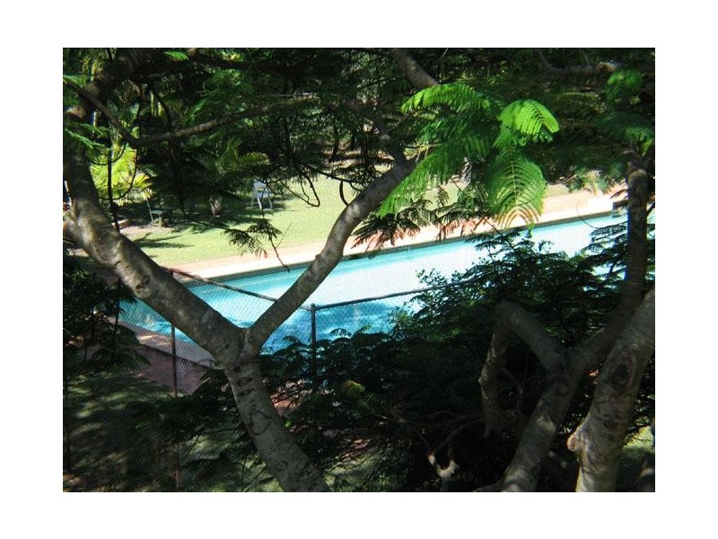 Broadbeach Waters QLD 4218