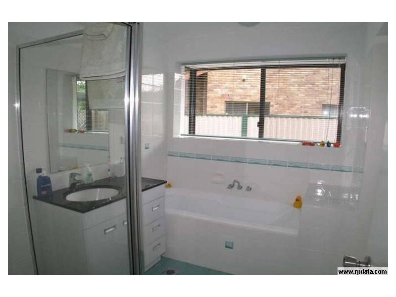 Broadbeach Waters QLD 4218