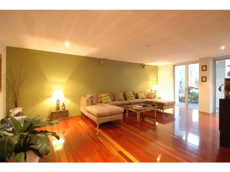 21 Key West, Broadbeach Waters QLD 4218