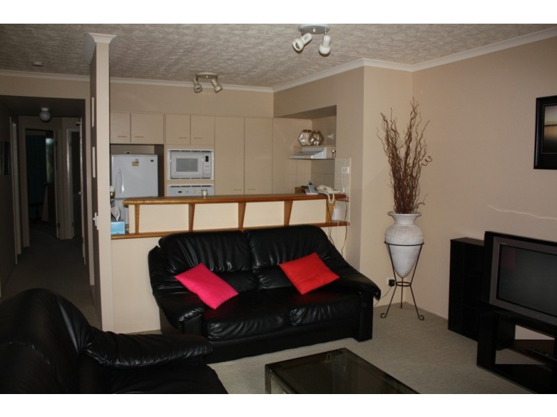 43 2320 Gold Coast Highway, Mermaid Waters QLD 4218