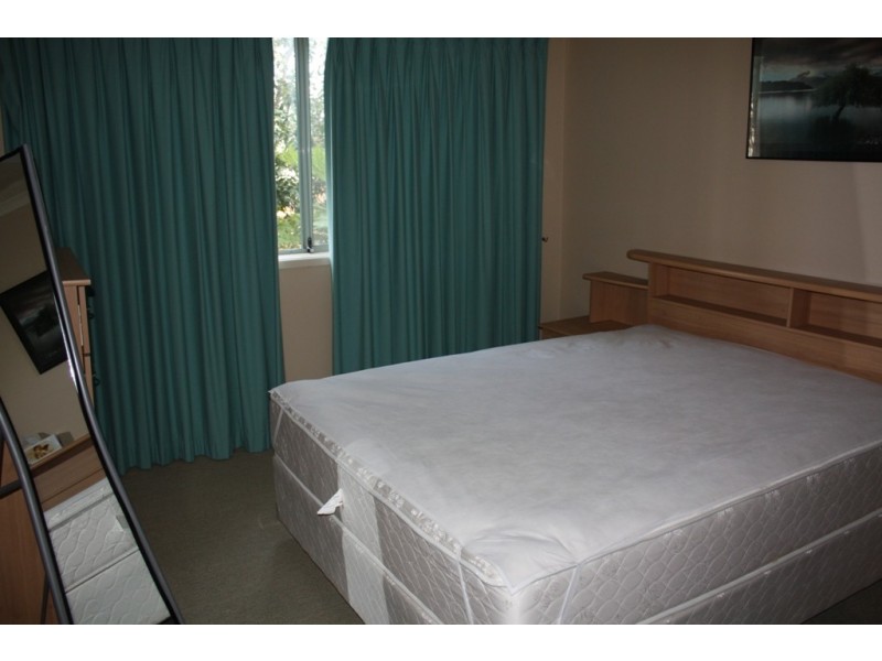 43 2320 Gold Coast Highway, Mermaid Waters QLD 4218