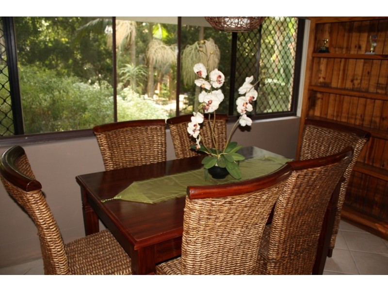 6 32 Rudd St, Broadbeach Waters QLD 4218