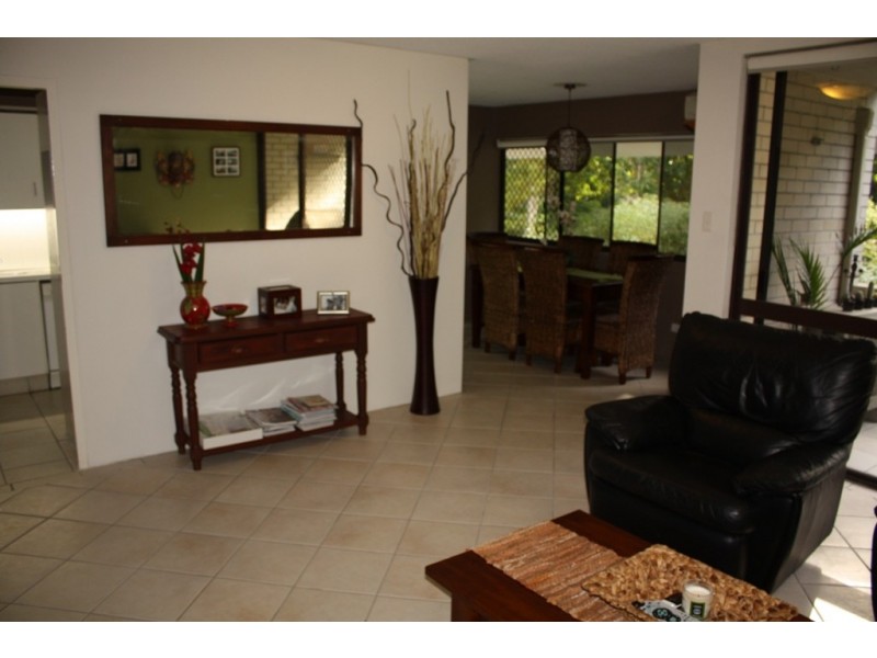 6 32 Rudd St, Broadbeach Waters QLD 4218