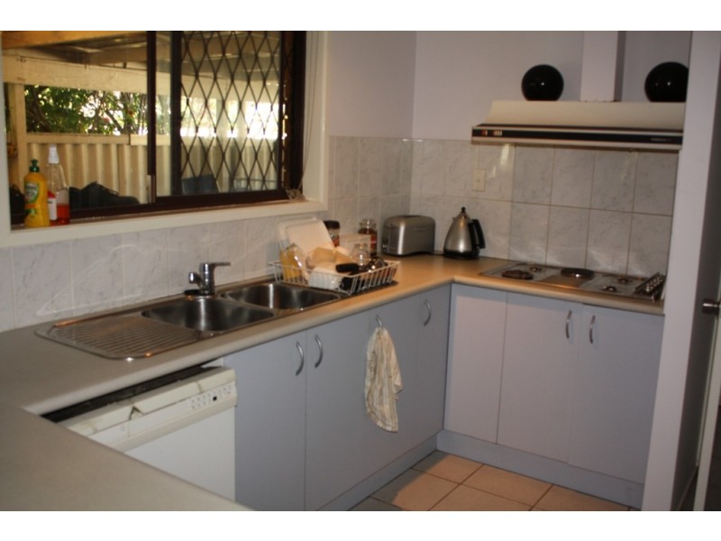 16 Tekapo St, Broadbeach Waters QLD 4218