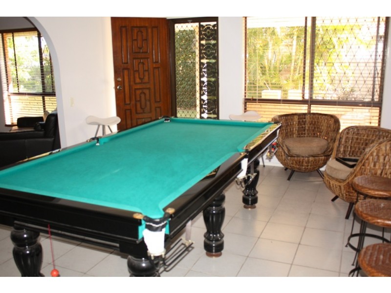 16 Tekapo St, Broadbeach Waters QLD 4218