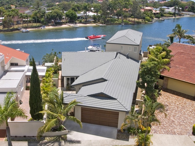 17 Bal Harbour, Broadbeach Waters QLD 4218