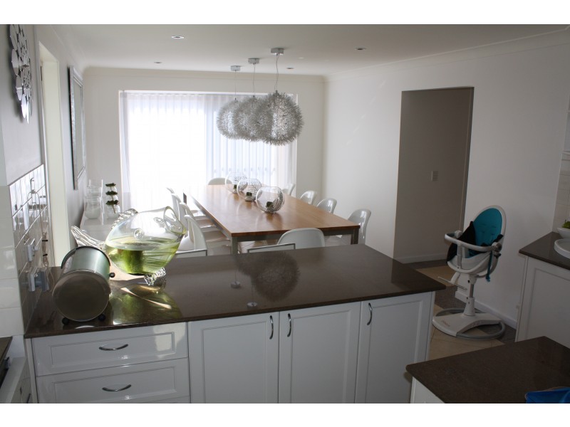 17 Bal Harbour, Broadbeach Waters QLD 4218