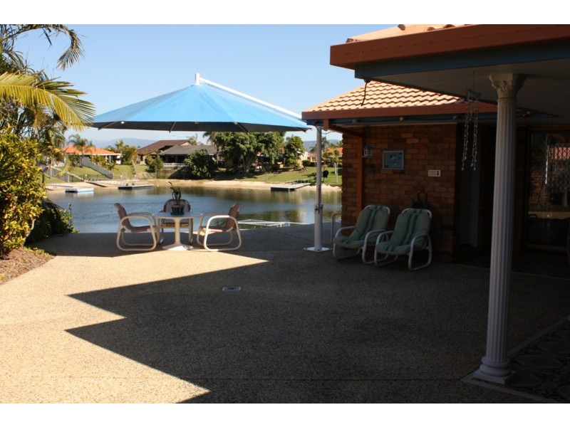 Broadbeach Waters QLD 4218