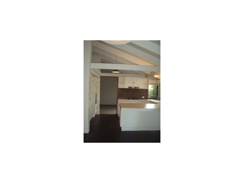 7 Nootka Ct, Broadbeach Waters QLD 4218