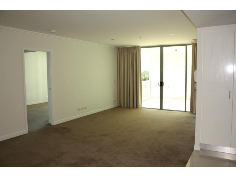 1402/33 TE Peters Drive, Broadbeach Waters QLD 4218