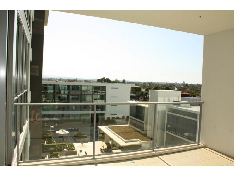 1402/33 TE Peters Drive, Broadbeach Waters QLD 4218