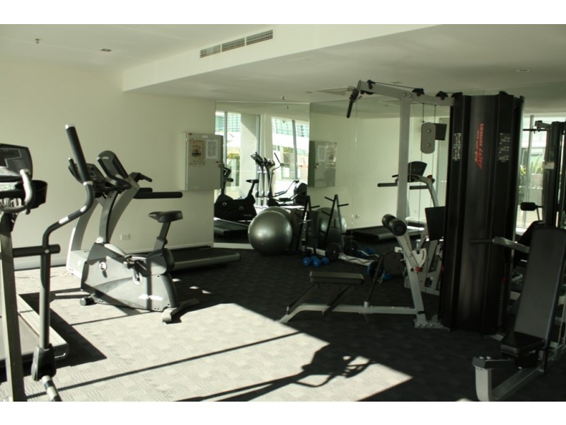 1402/33 TE Peters Drive, Broadbeach Waters QLD 4218