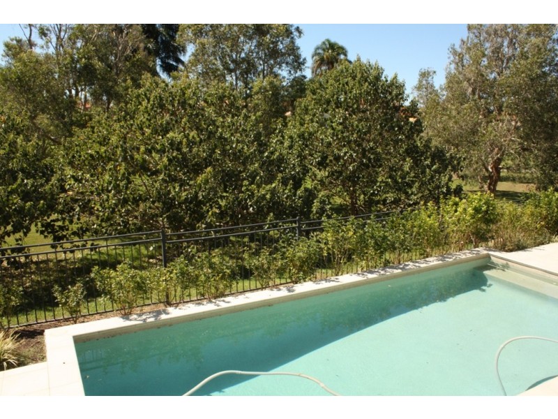 18 The Inner Circle, Carrara QLD 4211