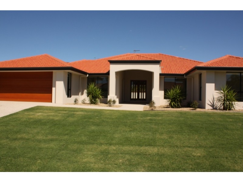 35 Palm Crest North, Carrara QLD 4211