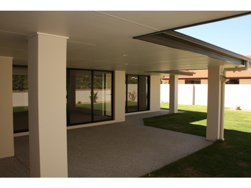 35 Palm Crest North, Carrara QLD 4211