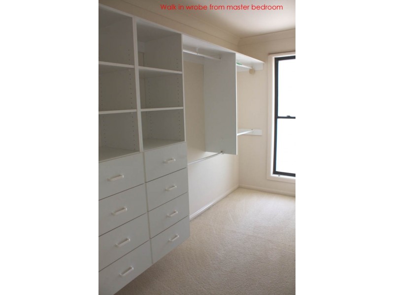 28  Rosemont Ave, Broadbeach Waters QLD 4218