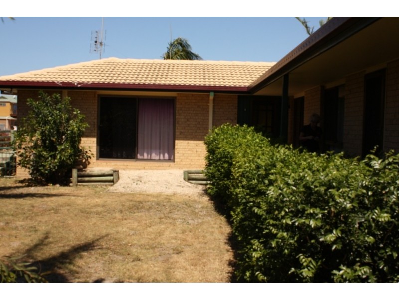 11  Tumbie St, Broadbeach Waters QLD 4218