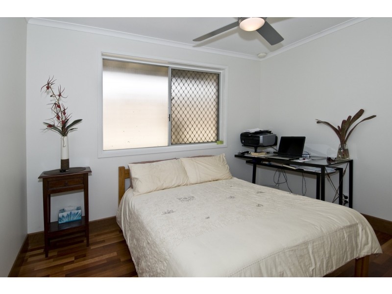 39 Beverley Cres, Broadbeach Waters QLD 4218