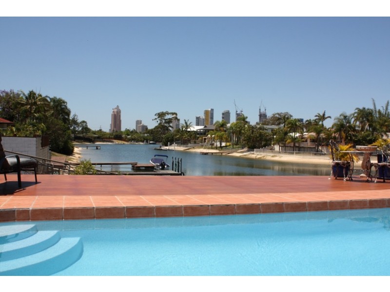 42 Rio Vista Blvd, Broadbeach Waters QLD 4218
