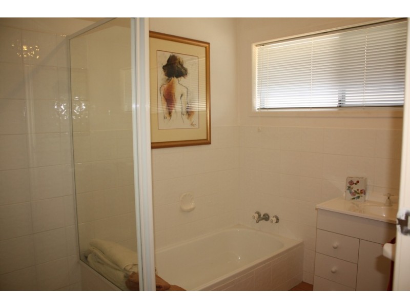 42 Rio Vista Blvd, Broadbeach Waters QLD 4218