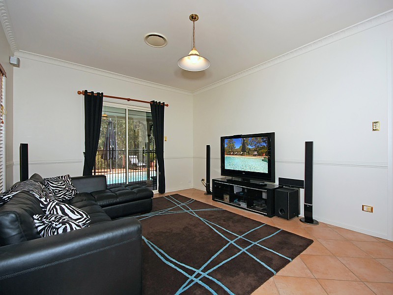 235 Carrington Rd, Bonogin QLD 4213