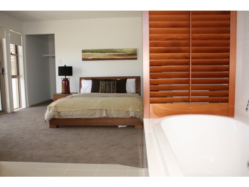 Benowa QLD 4217