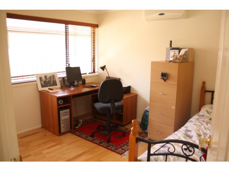 5 Bermuda St, Broadbeach Waters QLD 4218