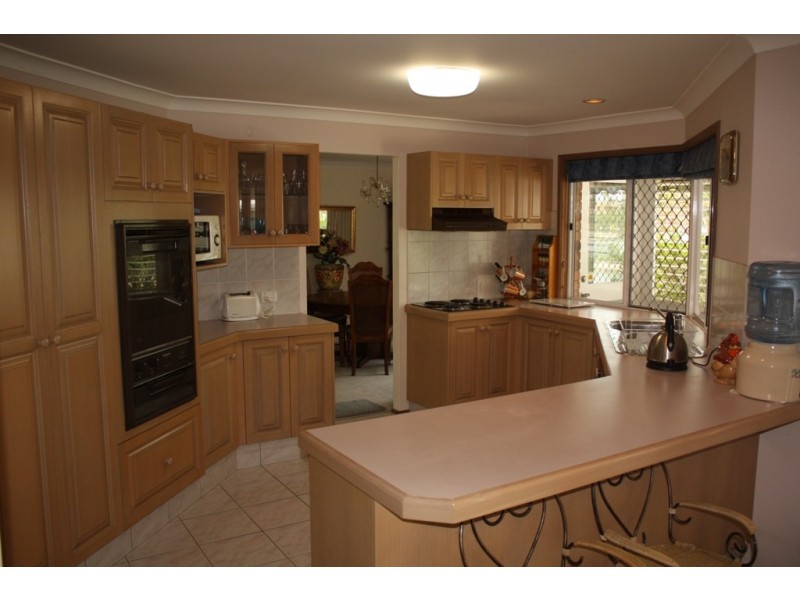 269 Rio Vista Blvd, Mermaid Waters QLD 4218