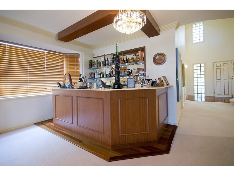 50 Waitomo Street, Broadbeach Waters QLD 4218