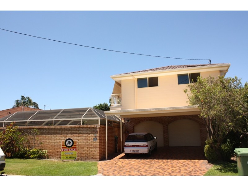 6 Alvarado Court, Broadbeach Waters QLD 4218