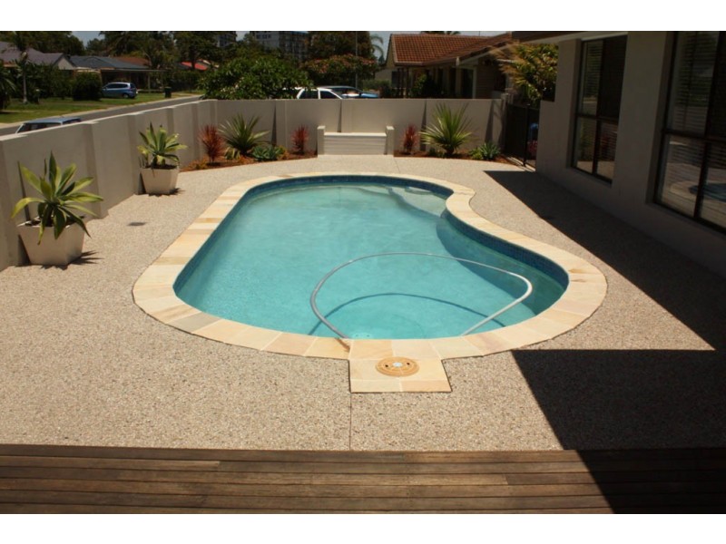 12 Sigatoka Pl, Clear Island Waters QLD 4226