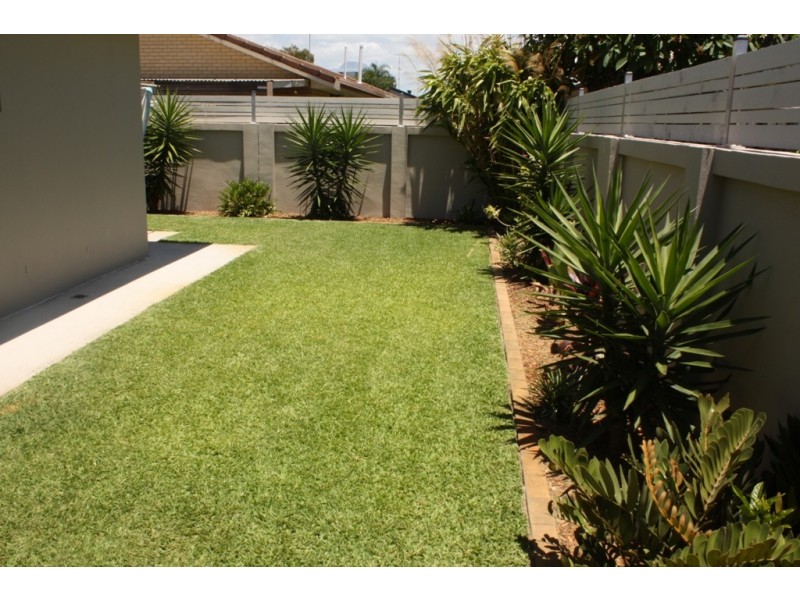 12 Sigatoka Pl, Clear Island Waters QLD 4226