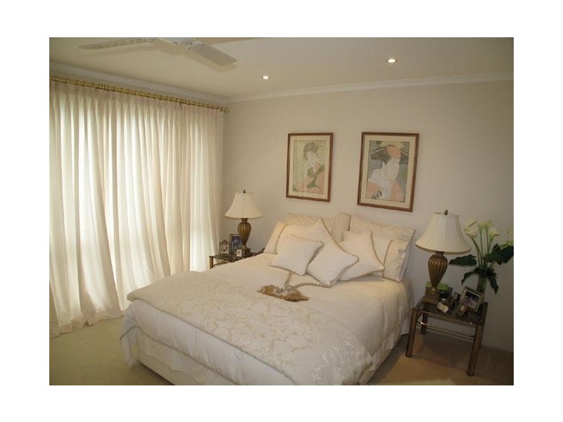 Burleigh Waters QLD 4220