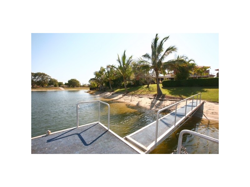 14  Cocos Crescent, Broadbeach Waters QLD 4218