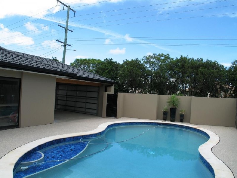 Broadbeach Waters QLD 4218