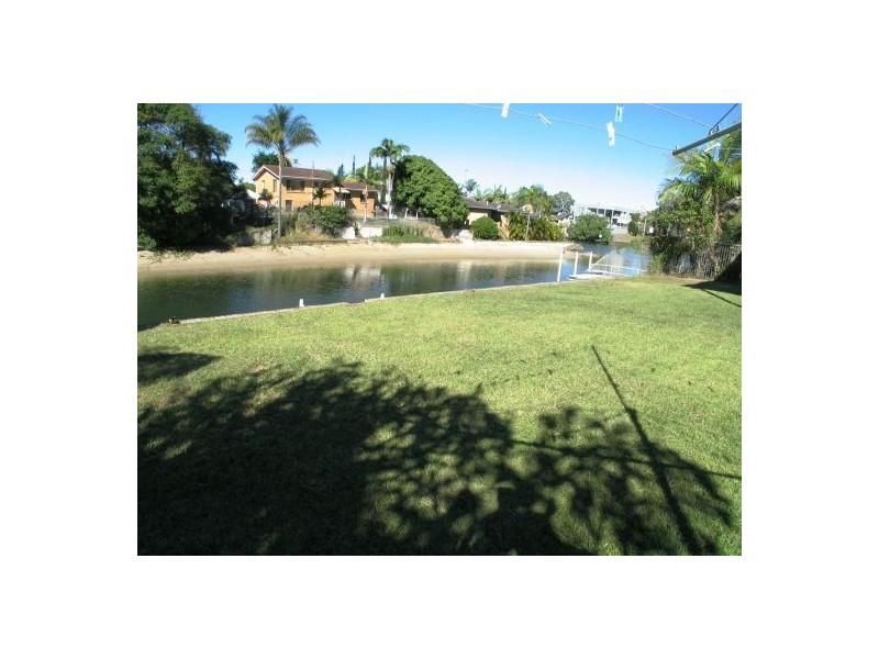 22 Key West, Broadbeach Waters QLD 4218