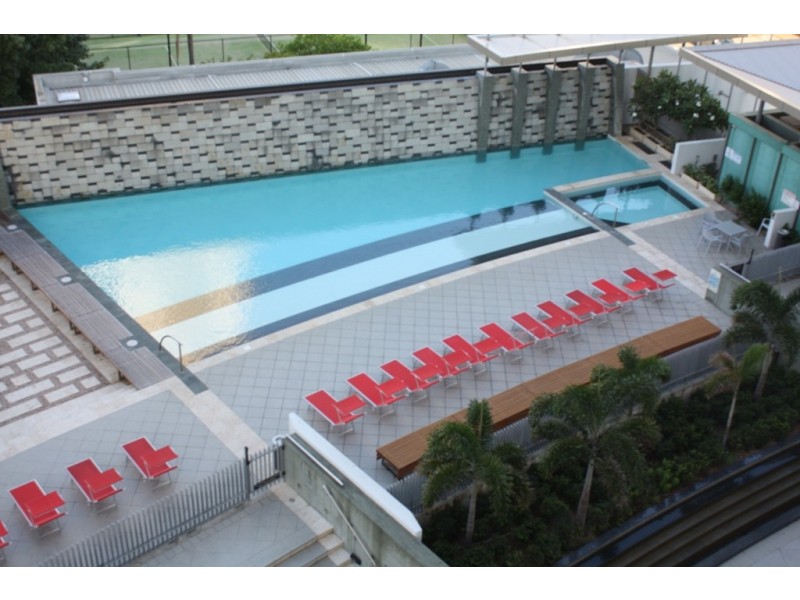 702/17 Albert Ave, Broadbeach QLD 4218