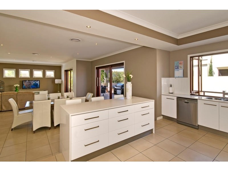 5 Nicklaus Court, Merrimac QLD 4226