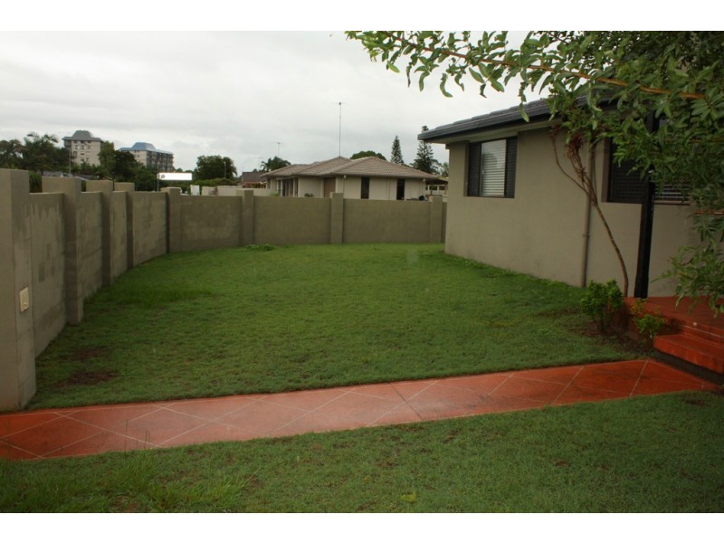 14  SIGATOKA PL, Clear Island Waters QLD 4226