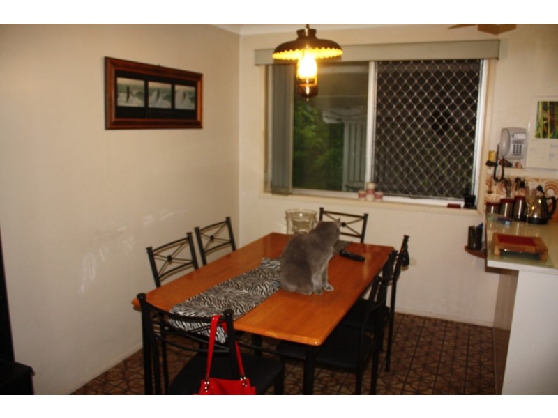 3 Binnacle Court, Mermaid Waters QLD 4218