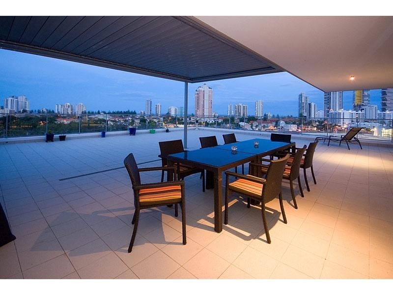 Broadbeach Waters QLD 4218