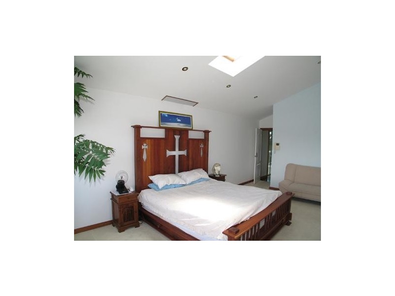 Broadbeach Waters QLD 4218