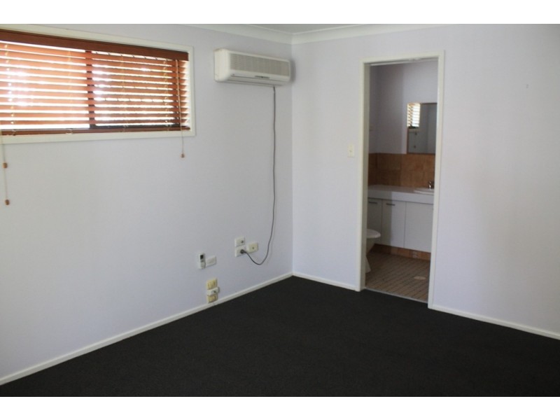 16 Tekapo St, Broadbeach Waters QLD 4218