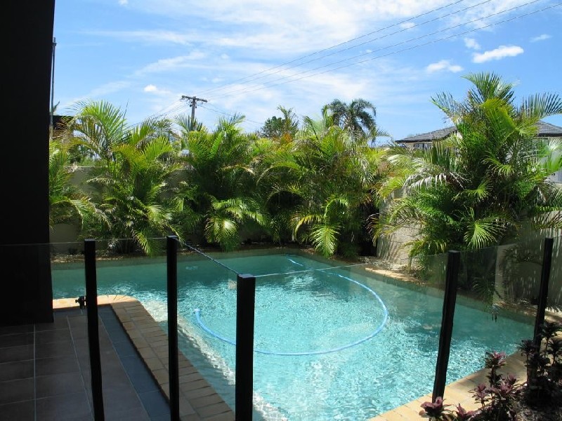 Broadbeach Waters QLD 4218