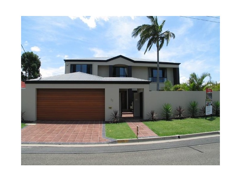 Broadbeach Waters QLD 4218