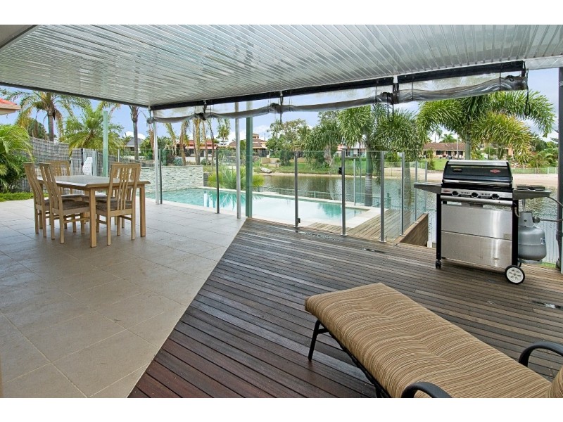 20 Verdichio Ave, Mermaid Waters QLD 4218